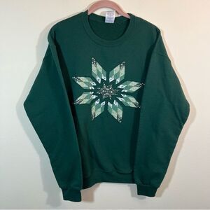 Jerzees Women’s Green Quilt Star Crewneck Sweatshirt Medium